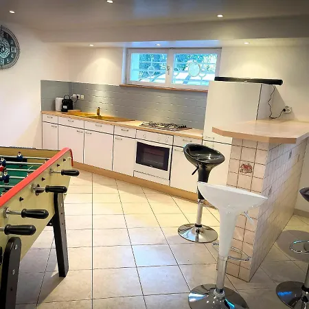 Βίλα 250m2 Avec Piscine Chauffee & & Kota-grill & Sauna Saint-Die-des-Vosges