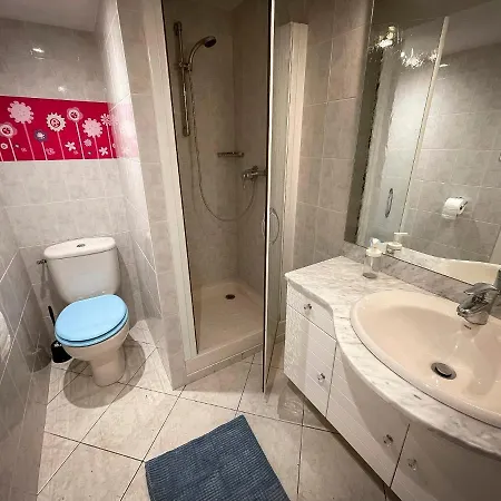 Βίλα 250m2 Avec Piscine Chauffee & & Kota-grill & Sauna