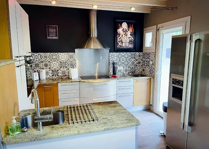 250m2 Avec Piscine Chauffee & & Kota-grill & Sauna Villa *