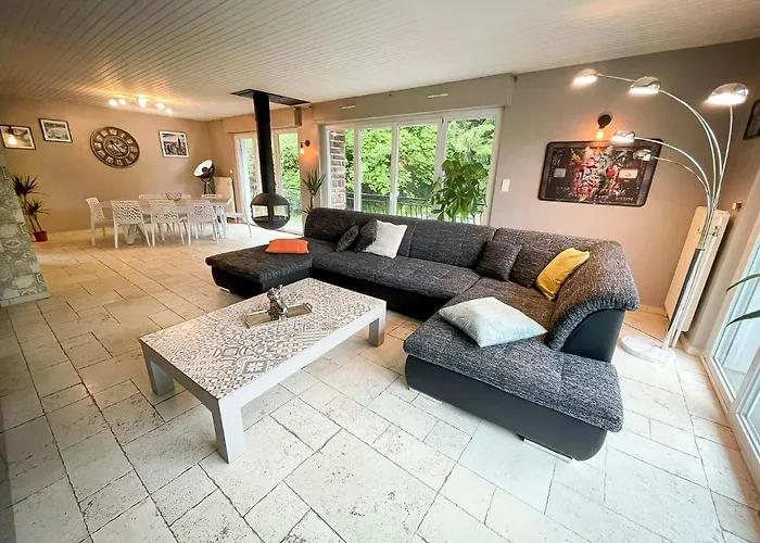 250m2 Avec Piscine Chauffee & & Kota-grill & Sauna * Saint-Die-des-Vosges